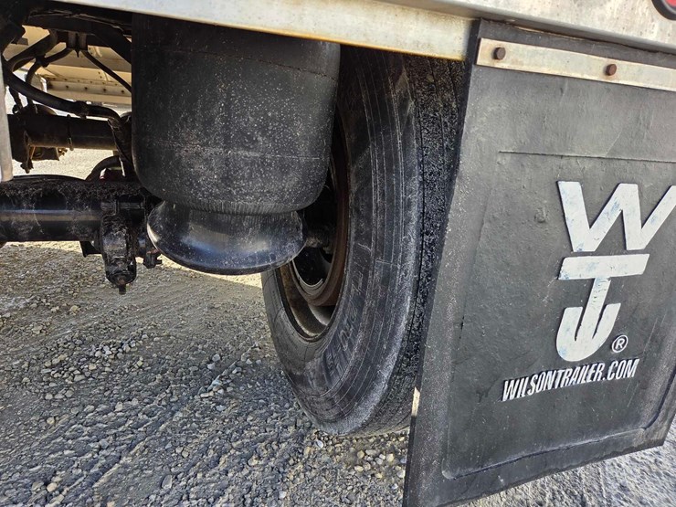 2011-wilson-hopper-bottom-image-35