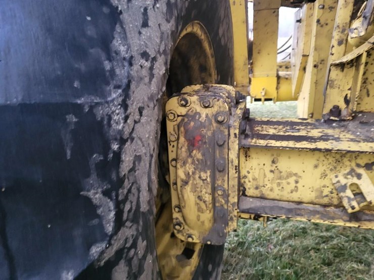 new-holland-tr88-image-51