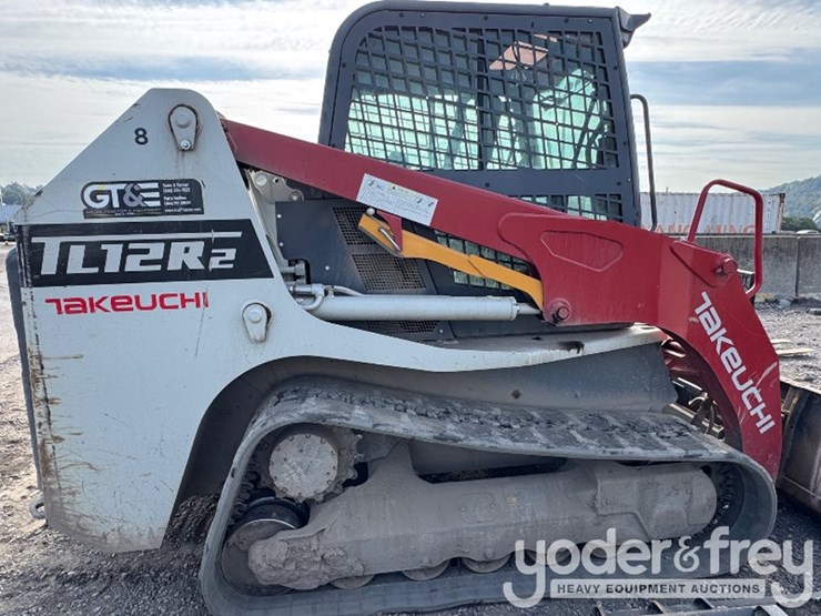 2022-takeuchi-tl12r2-image-6
