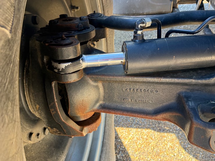 2016-case-ih-magnum-310-image-28