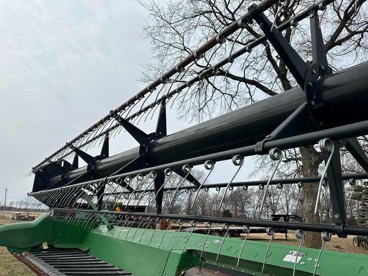 2017-john-deere-630fd-image-30