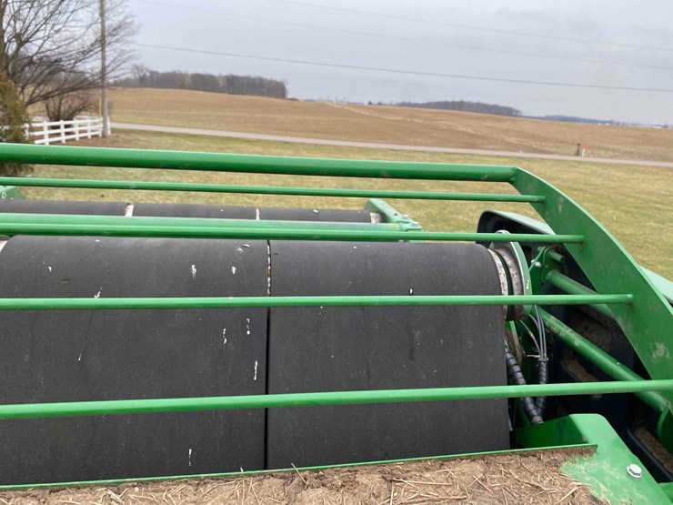 mchale-750-v6-round-baler,-image-32