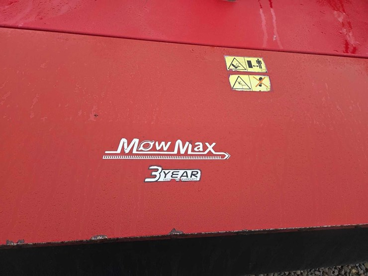 2020-new-holland-210-image-11