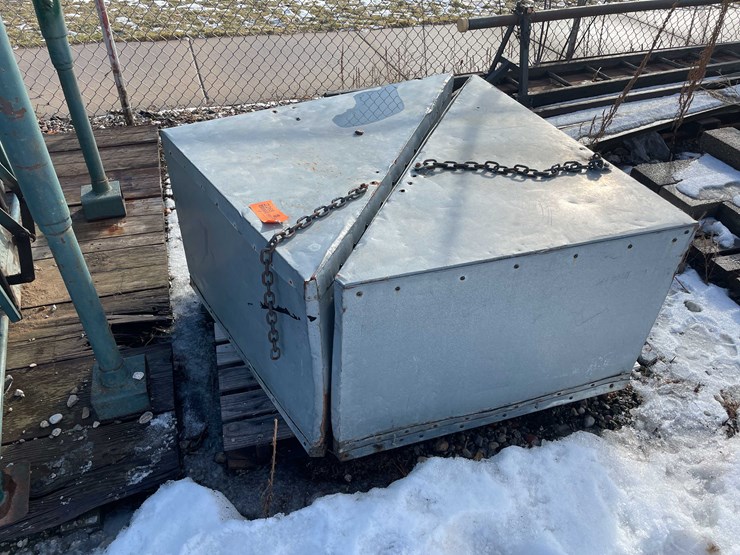 #2268-•-pair-of-metal-wedges-for-dump-truck-image-1