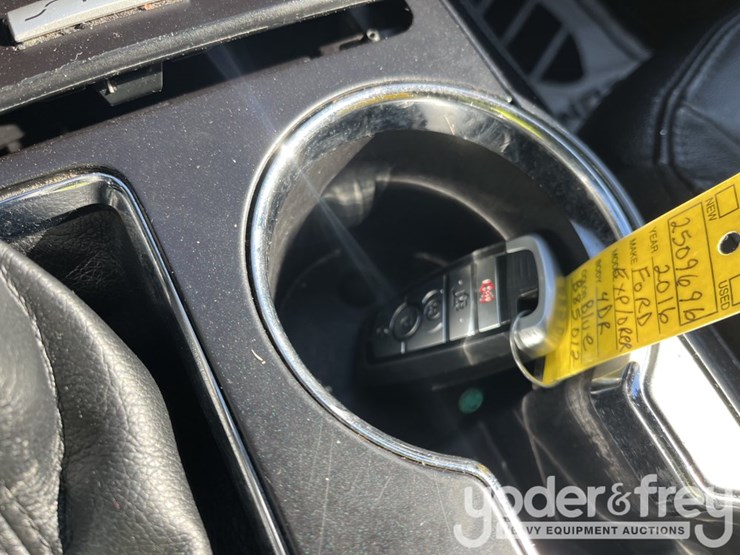 2016-ford-explorer-xlt-image-20