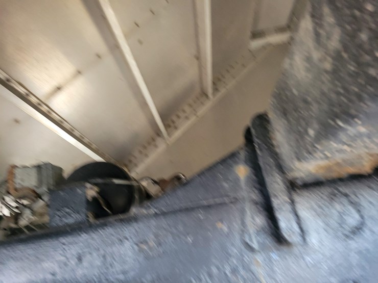 2001-wilson-hopper-bottom-image-12