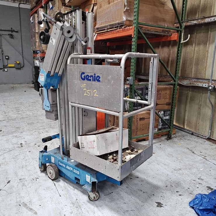 2008 GENIE AWP30
