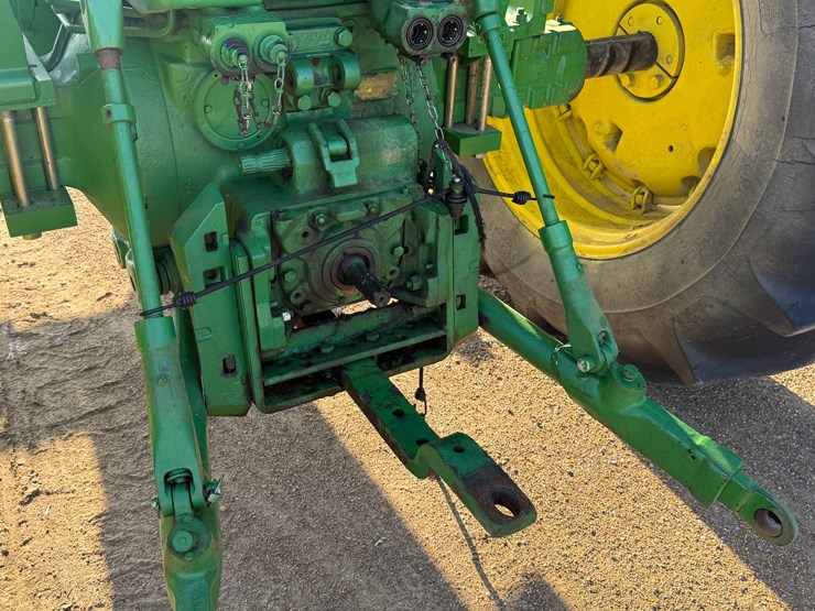 john-deere-4020-image-11