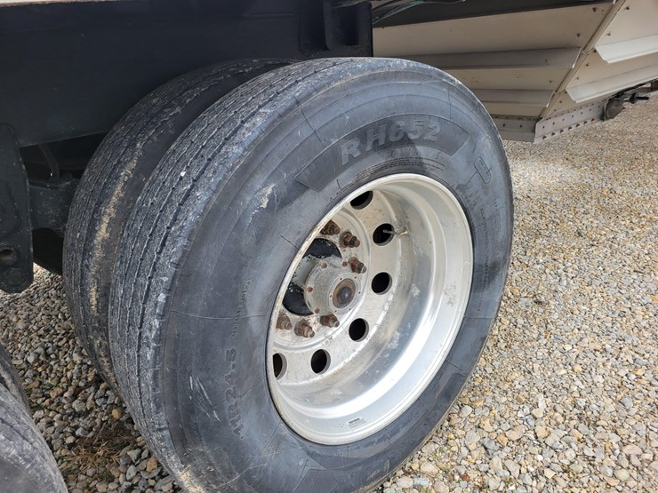 2001-wilson-hopper-bottom-image-17