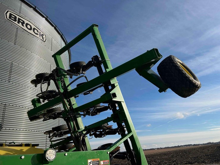 2013-john-deere-1990ccs-image-12