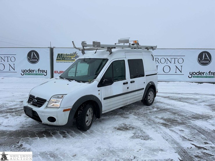 2011-ford-transit-connect-image-1
