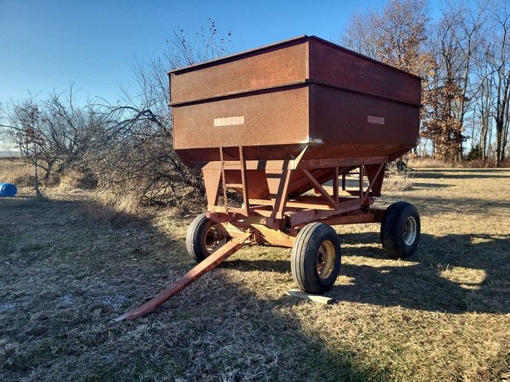 mccurdy-hopper-wagon-w/farmers-pride-running-gear-image-7