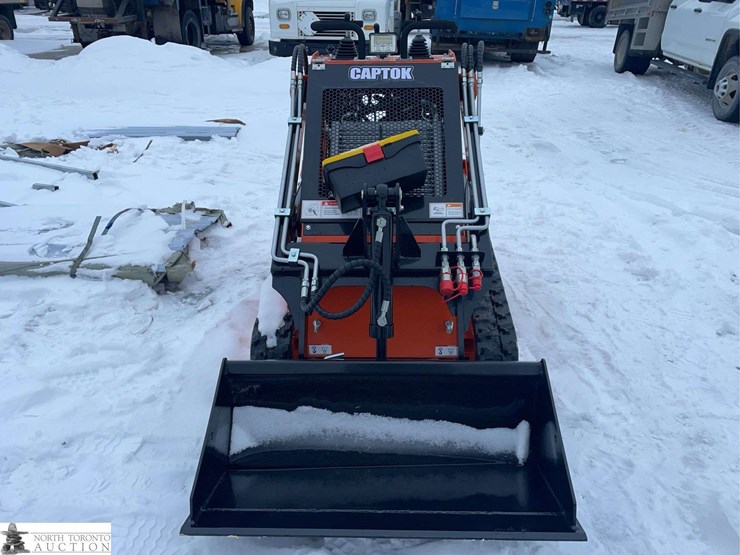 2026-unused-captok-ck36c-tracked-mini-skid-steer-image-8