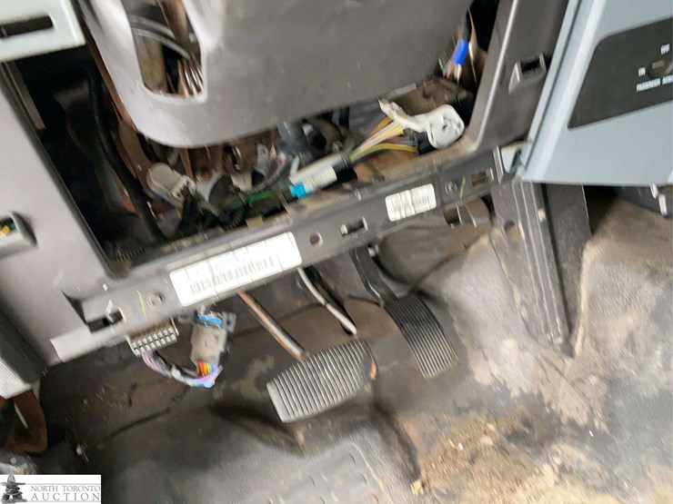 2013-ford-f450-image-21