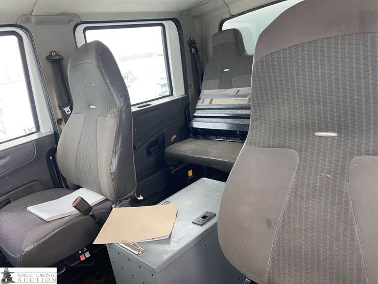 2009-international-durastar-4400-image-22