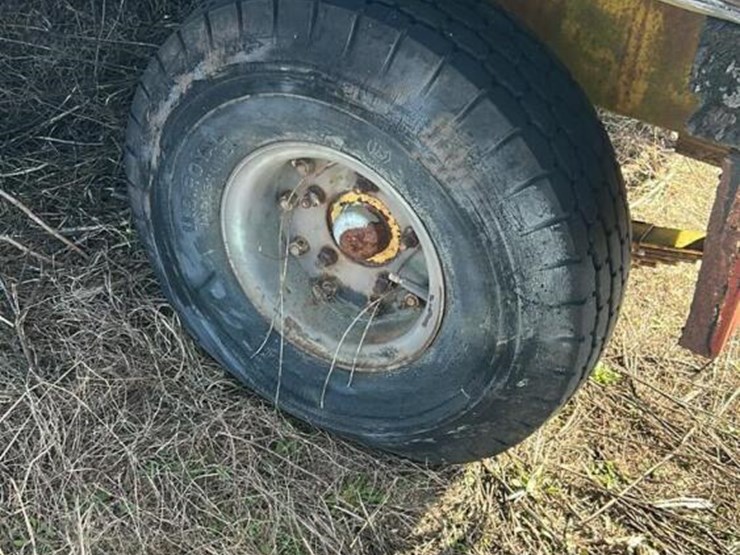 500-gal-fuel-tank-on-trailer-image-8