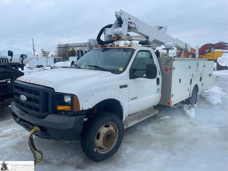 2006-ford-f550-image-1