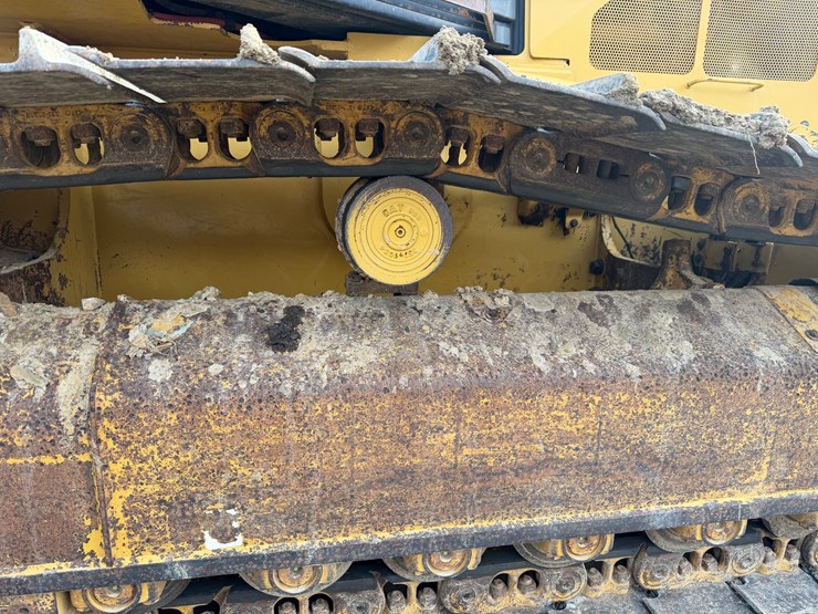 caterpillar-d5k-image-20