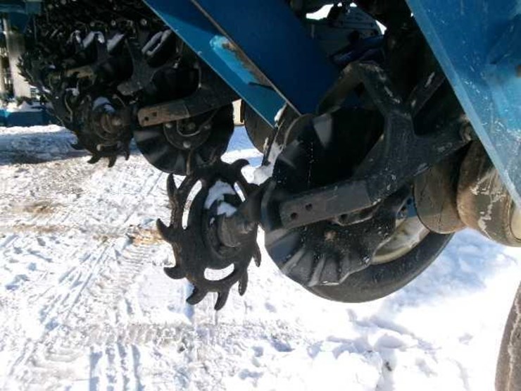 2013-kinze-3600-image-24