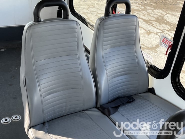 2016-ford-e450-image-35