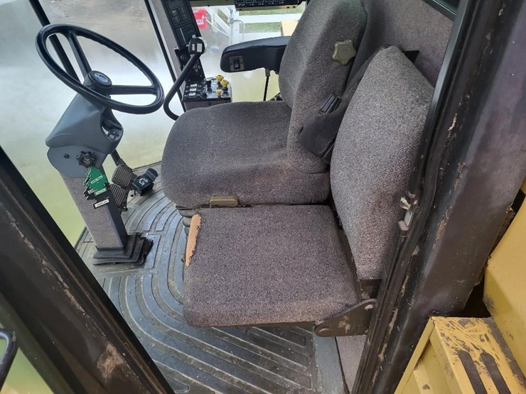 new-holland-tr88-image-59