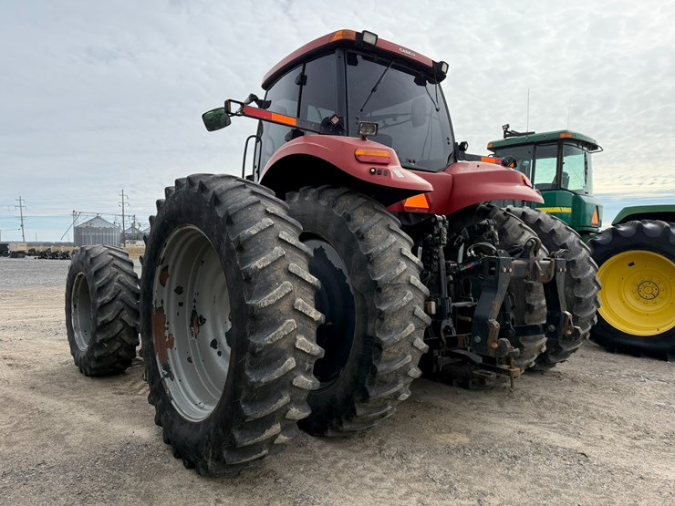 2015-case-ih-340-image-6