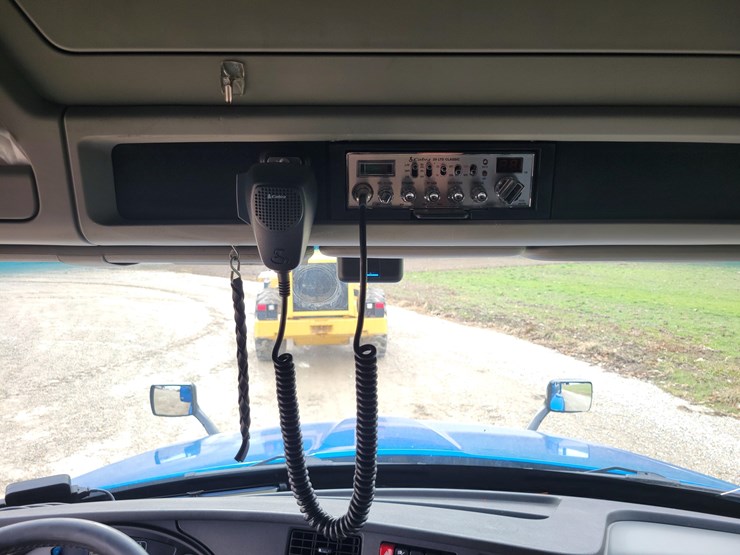 2020-kenworth-t680-image-35