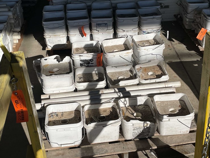 #2785-•-portable-safety-barrier-image-6