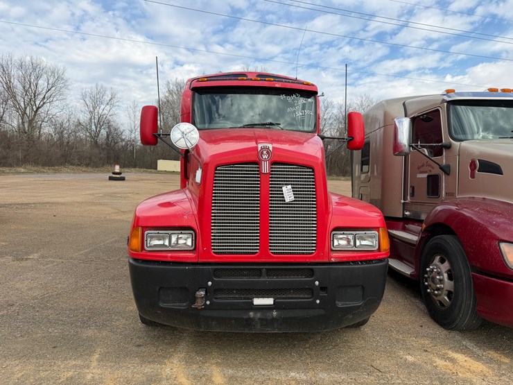 2007-kenworth-t600-image-1