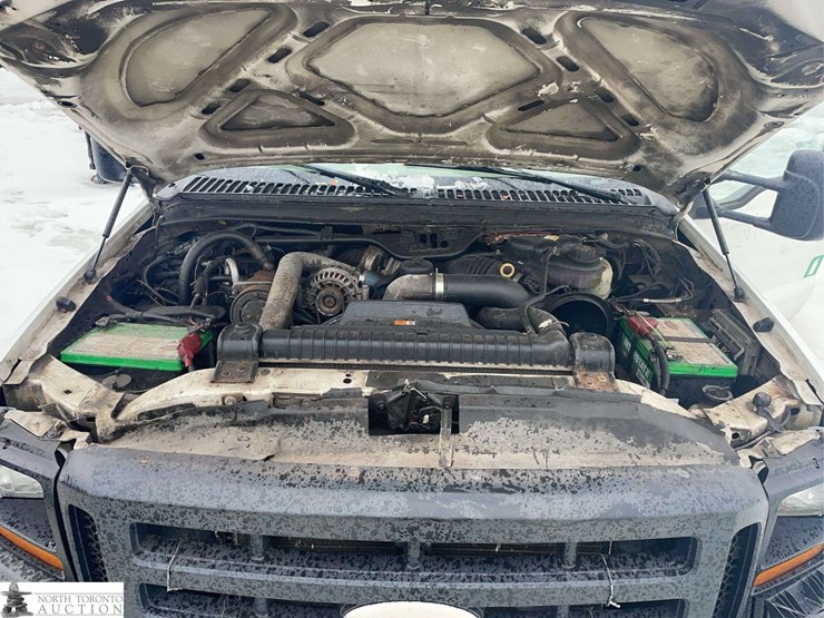 2006-ford-f550-image-11