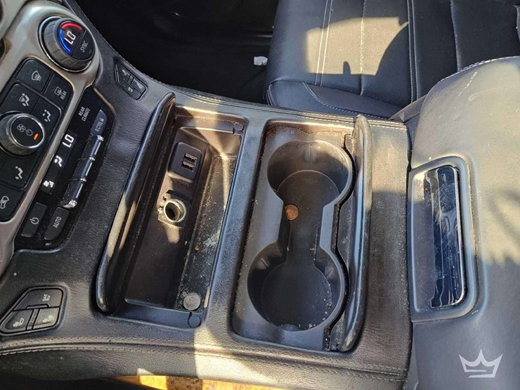 2015-gmc-yukon-denali-image-25