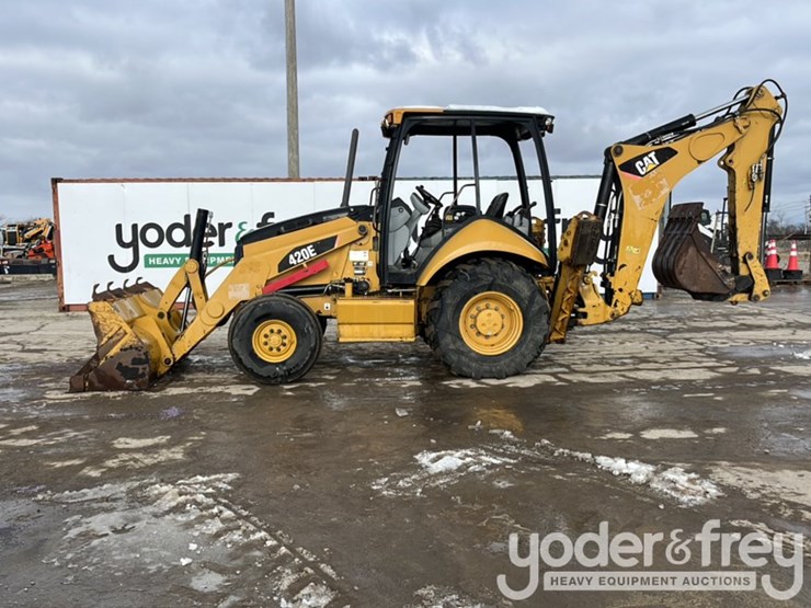 2011-caterpillar-420e-image-3