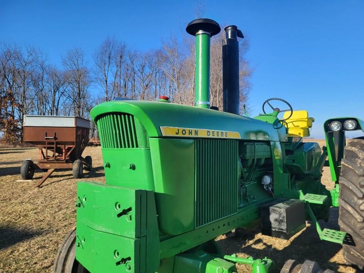 john-deere-4520-image-10