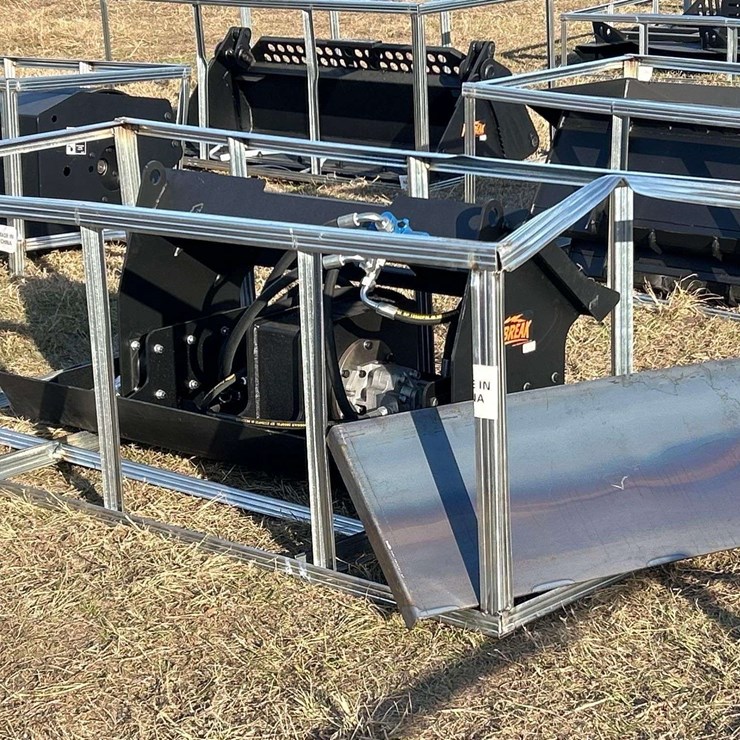 2025 Pabreak Hydraulic Vibratory Plate Compactor Skid Steer Attachment