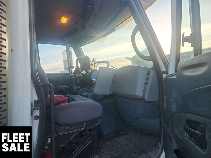 2009-international-workstar-7600-image-17