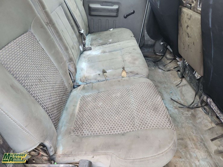 2013-ford-f350-image-40