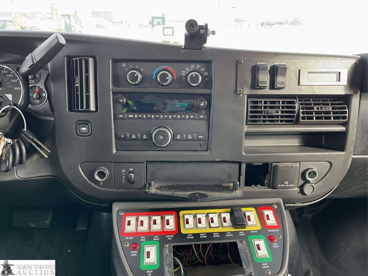 2017-chevrolet-express-s/a-ambulance-image-16