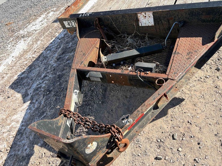 2010-cam-superline-skid-steer-trailer-image-3