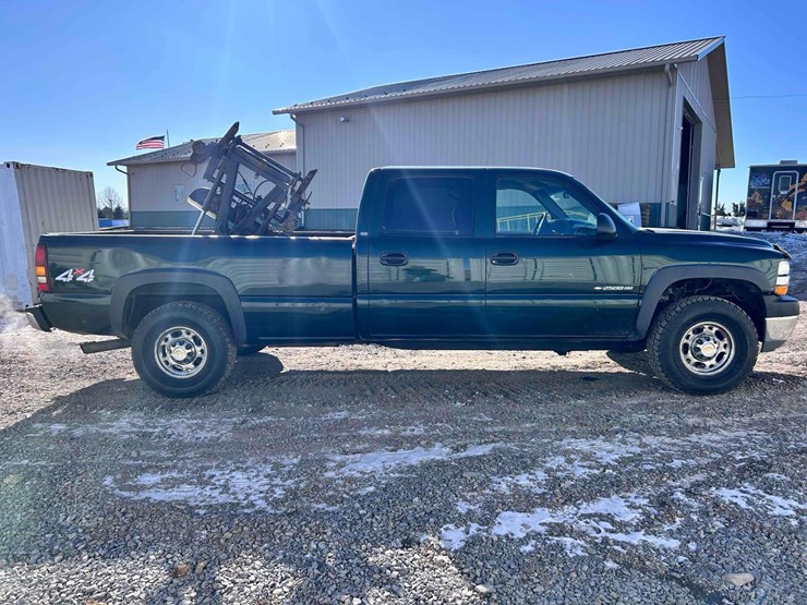 2002-chevrolet-2500hd-image-6