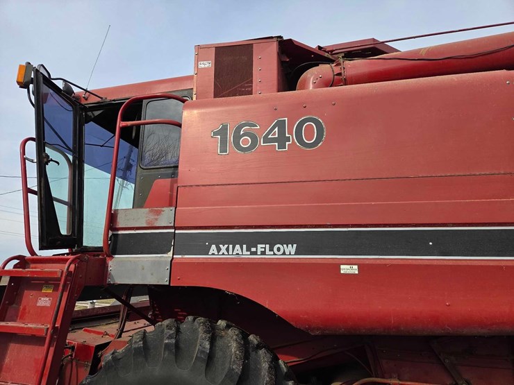 case-ih-1640-image-31