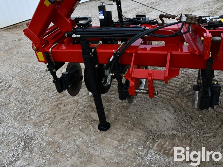 2017-case-ih-2500-image-12