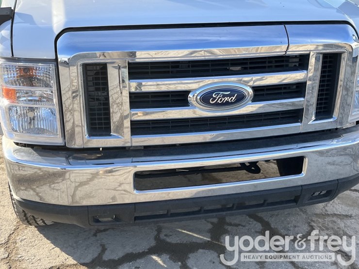 2016-ford-e450-image-46
