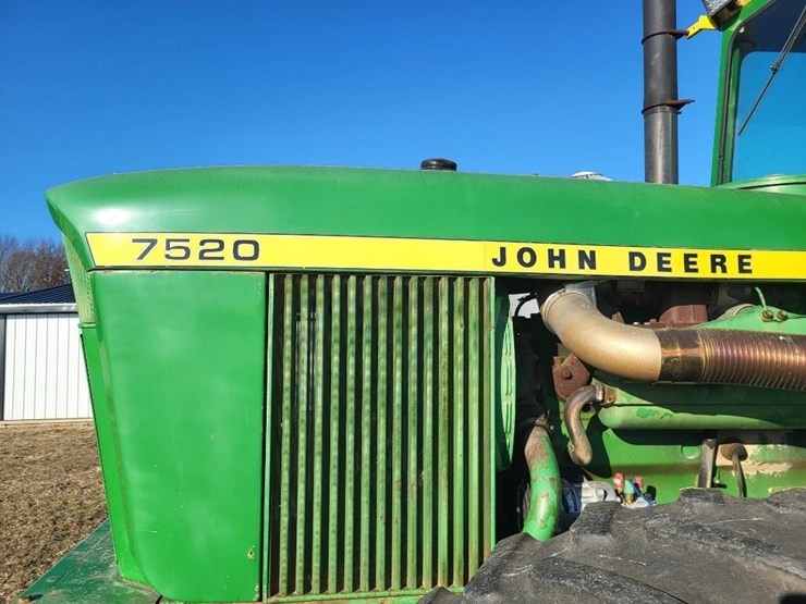 john-deere-7520-image-16