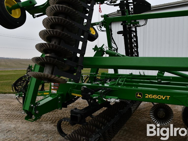 2020-john-deere-2660vt-image-20