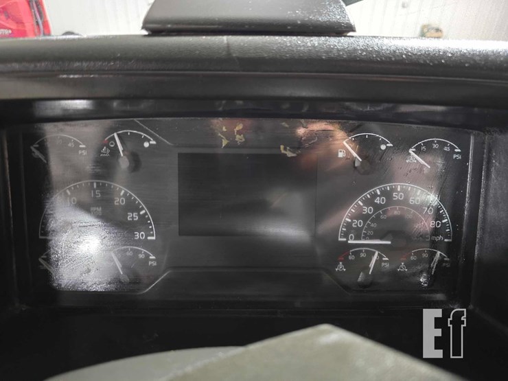 2019-volvo-vnr42t300-image-19