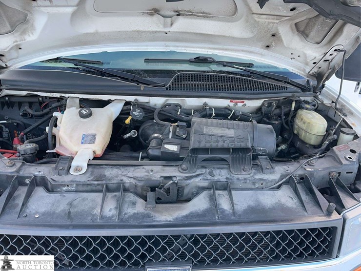 2016-chevrolet-express-s/a-ambulance-image-15