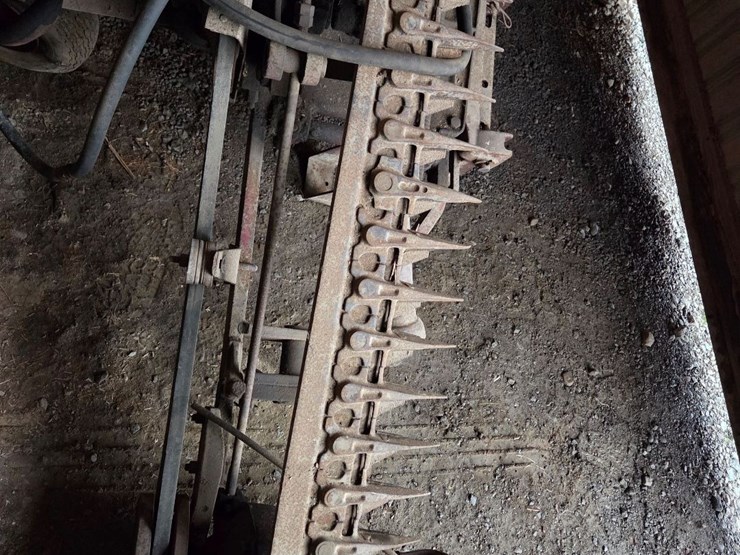 7'-mounted-sickle-bar-mower-image-11