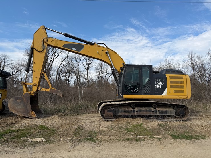 caterpillar-329e-image-2