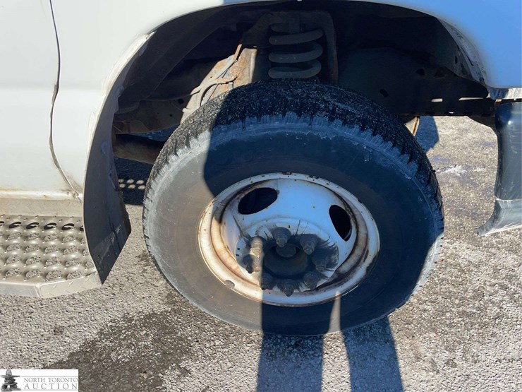 2011-ford-e-series-s/a-cube-van-image-23