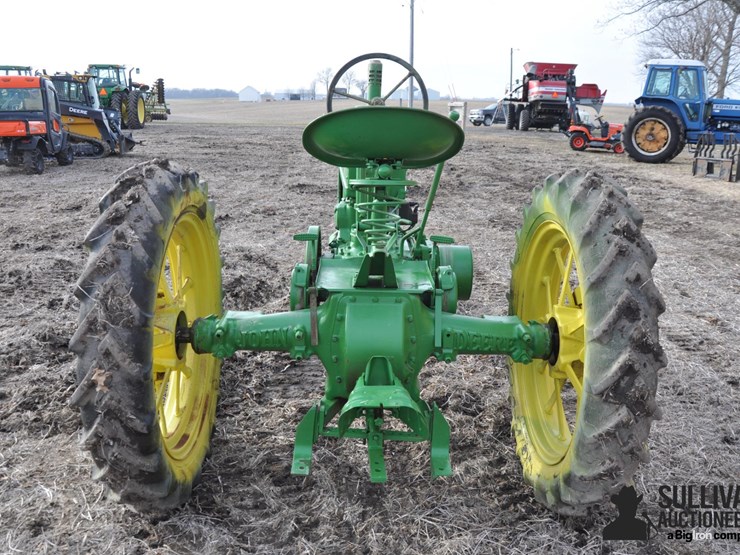 john-deere-b-image-6